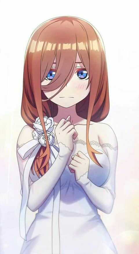 Miku Nakano (Go Toubun No Hanayome)