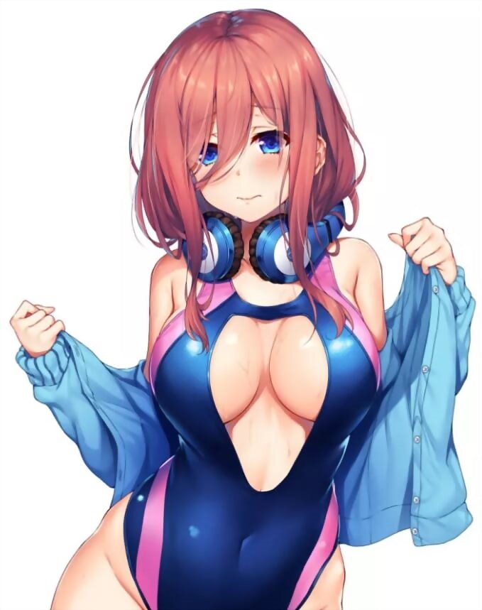 Miku Nakano (Go Toubun No Hanayome)
