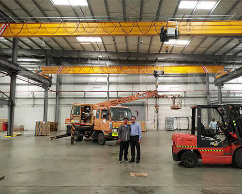 Choosing A Proper Industrial Overhead Crane