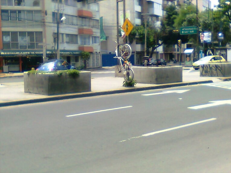 IN MEMORIAM: LA VIDA MERECE UN HOMENAJE