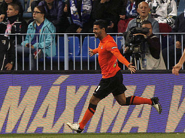 Carlos Vela anota en Real Sociedad