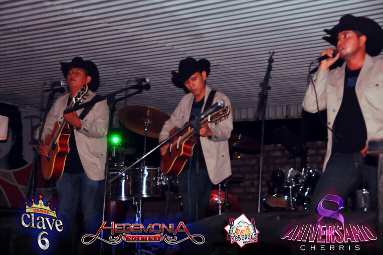 aniversario LOS CHERRIS