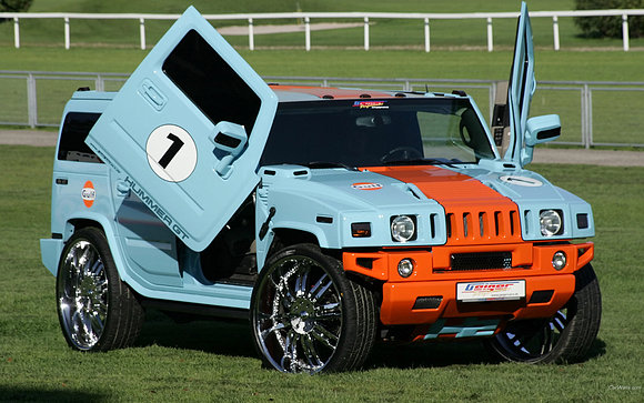 Hummer H2 Gulf.