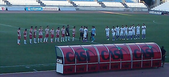 Presentación del Almería B ante su público.