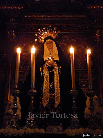 En la Penumbra de tu Rosario. Soledad