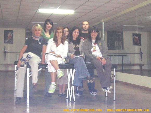 Algunos/as alumnos/as quiromasaje en Pontevedra