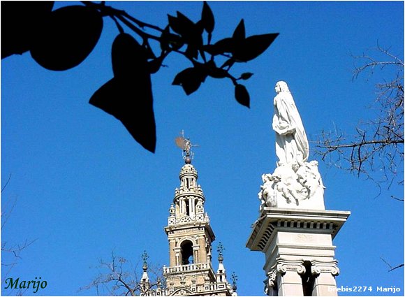 nunca vi un cielo tan azul como el de Sevilla!!!