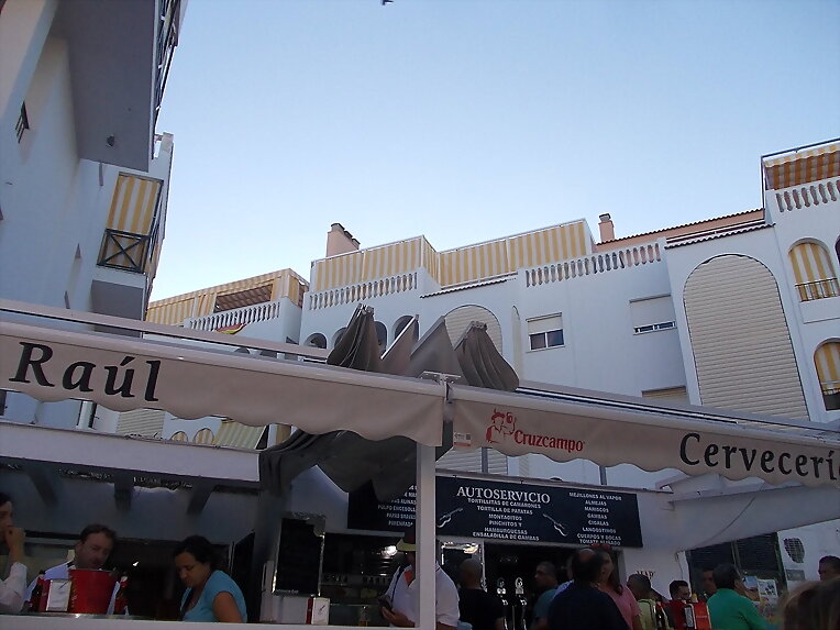 Nuevo Portil con amigos