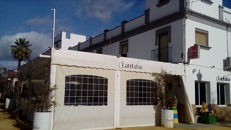 El almuerzo del cava rosa