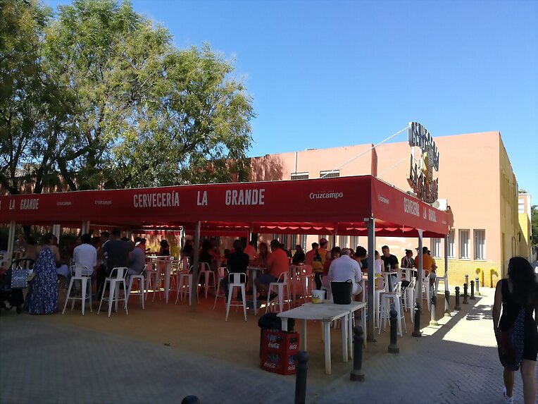 Por Los Remedios y Triana