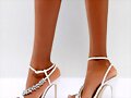 Sandalias tacon en Z en blanco