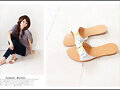 Sandalias planas con lacito, en blanco