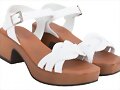 Sandalias tacon medio cuadrado en blanco