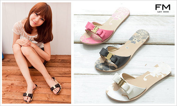 Sandalias planas hebilla con lacito, en 3 colores