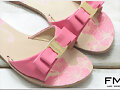 Sandalias planas hebilla c/lacito, en rosa (det.