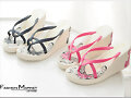 Sandalias cu&ntilde;a dedo y tira, en rosa y en negro
