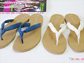 Sandalias playeras en blanco y azul (detalle)