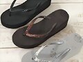 Sandalias cu&ntilde;a dedo en tres colores