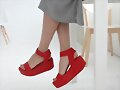 Sandalias de suela-cu&ntilde;a, en rojo (lateral)