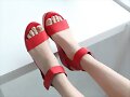Sandalias de suela-cu&ntilde;a, en rojo