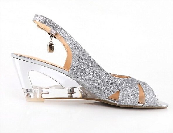 Sandalias cuña de vidrio, en gris (lateral)