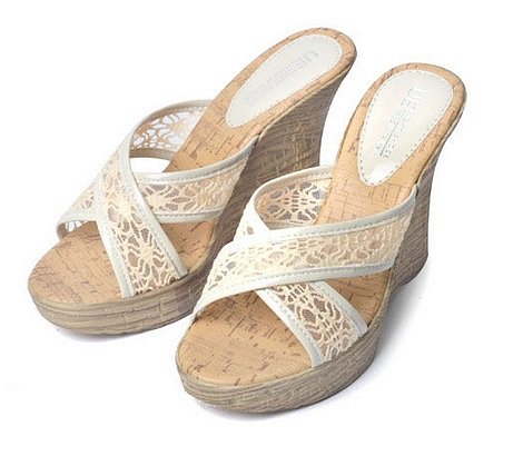 Sandalias cuña en X, en blanco (det. frontal)