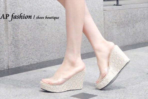 Sandalias cuña visera transparente, en blanco (lat