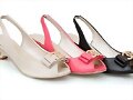 Sandalias cl&aacute;sicas de lacito, en tres colores