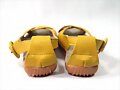 Sandalias planas entrelazadas, en amarillo (post.)