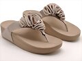 Sandalias dedoc on flor, en beige