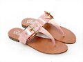 Sandalias planas con hebilla, en rosa (detalle)