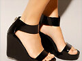 Sandalias cu&ntilde;a de 2 tiras anchas en negro