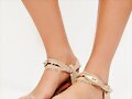 Sandalias planas de dedo en beige