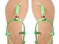 Sandalias planas de dedo en verde