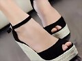 Sandalias cu&ntilde;a en negro