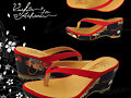 Sandalias japonesas de cu&ntilde;a, en rojo (detalle)