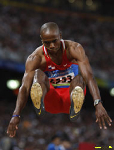 Irving Saladino consiguió el oro para Panamá