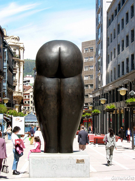 "Culo monumentabilis"