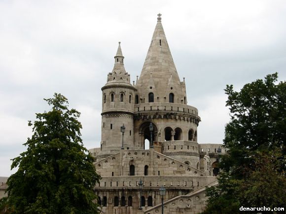 Budapest. Hungría. Bastión de Los Pescadores