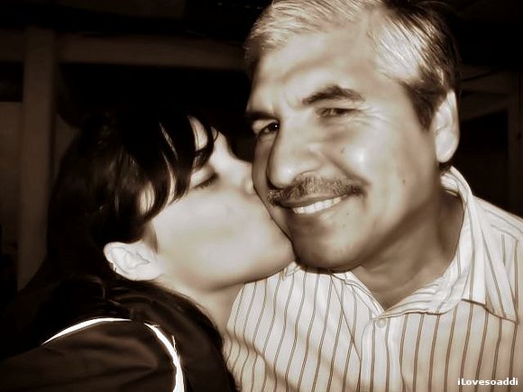 mio mio mii papa!!*