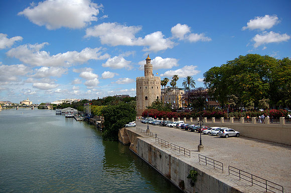 Panoramica de la Torre del Oro