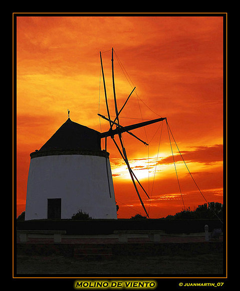 MOLINO DE VIENTO