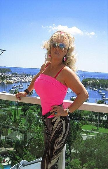 MIAMI ...USA .ARAMIS FUSTER ¨LA BRUJA,