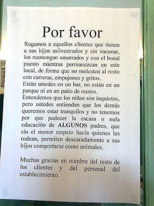 Pasa y muy frecuentemente en las cafeterías