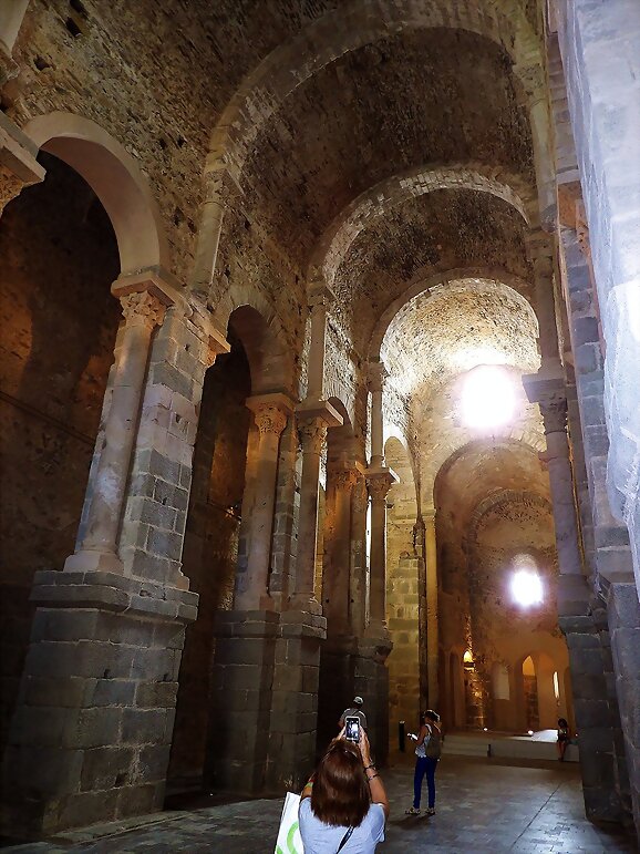 Monasterio de San Pedro de Roda.
