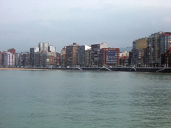 Ciudades que conocí (2) Avilés-Gijón-Oviedo