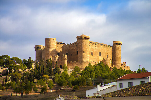 Por los caminos de España: Belmonte