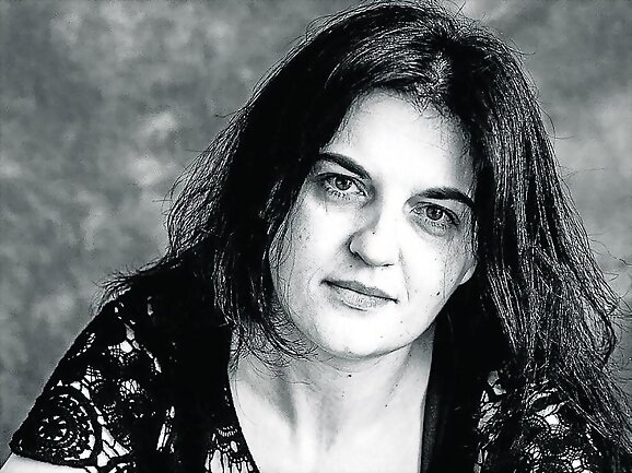 Cita con la  poesía: Olga Novo