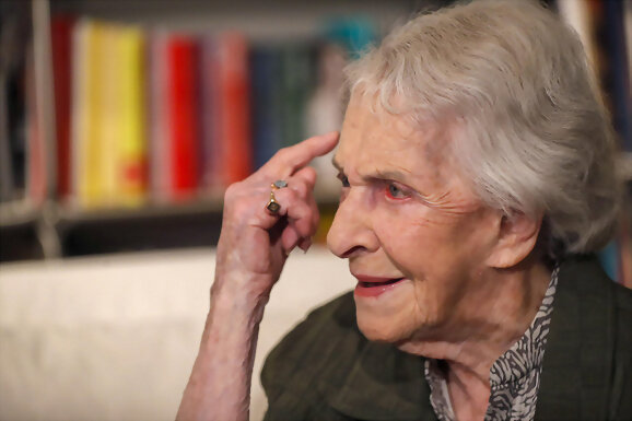 Cita con la poesía: Ida Vitale cumple 100 años