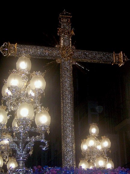 Vera Cruz:  "In hoc signo vinces"